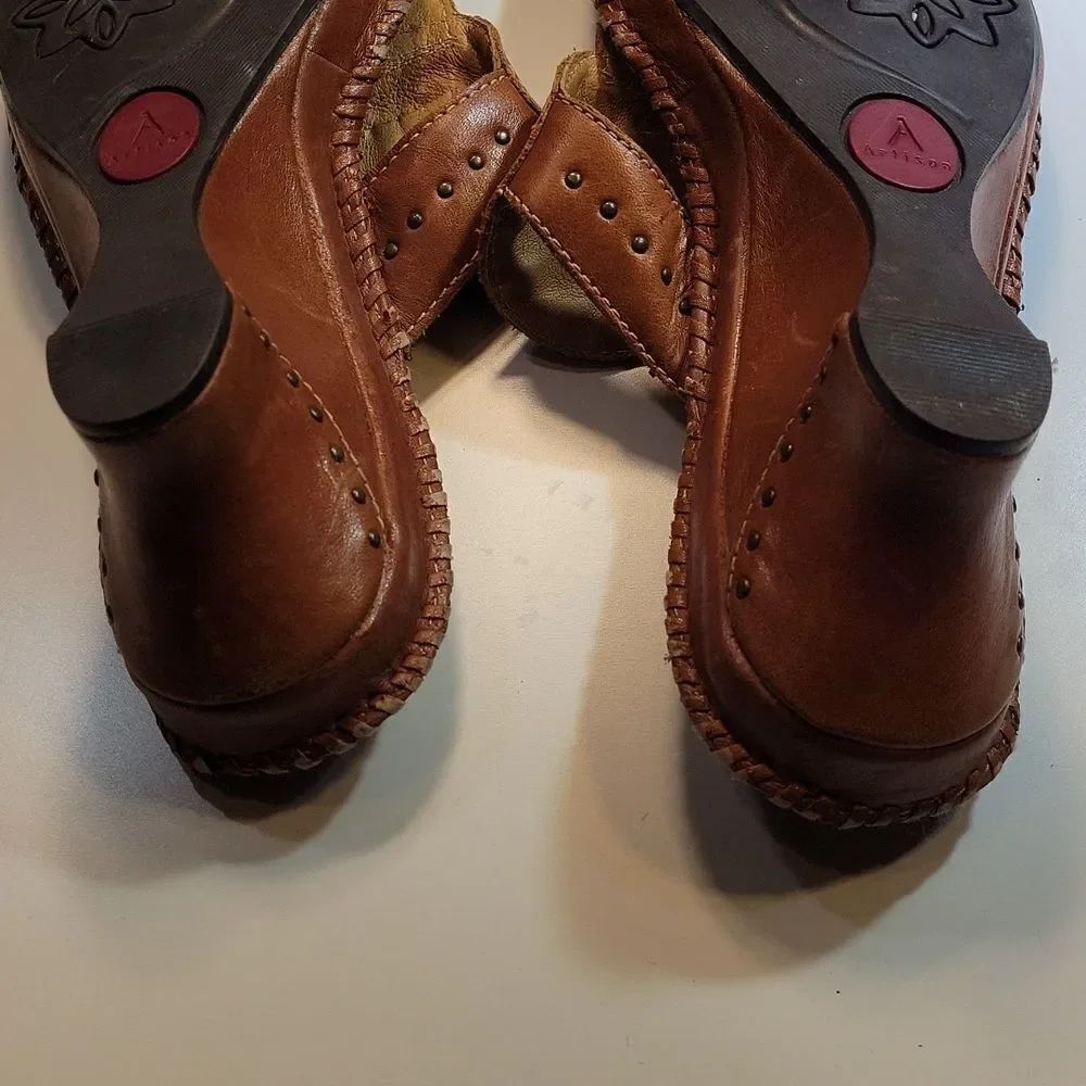 CLARKS ARTISAN COLLECTION WEDGE THONG SANDAL - Picture 13 of 13